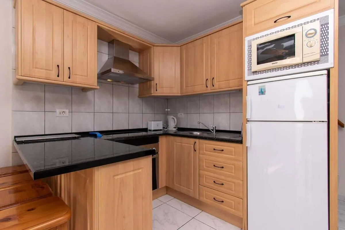 Los Diamantes 2 Bed Apartment Los Cristianos