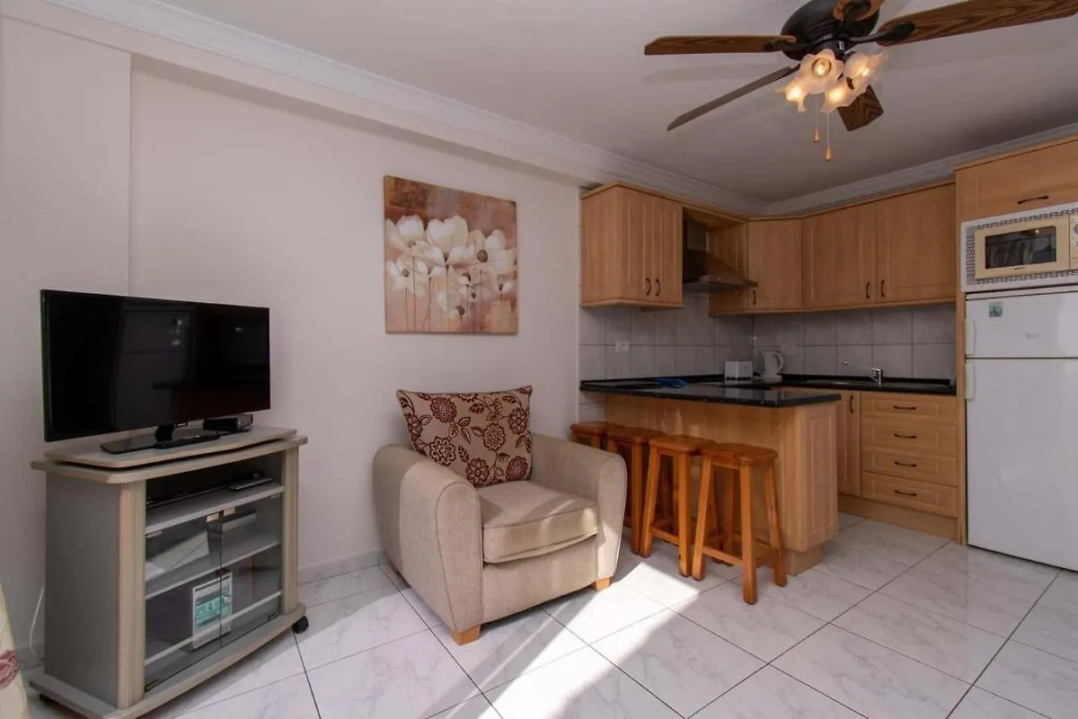 Los Diamantes 2 Bed Apartment Los Cristianos  Spain